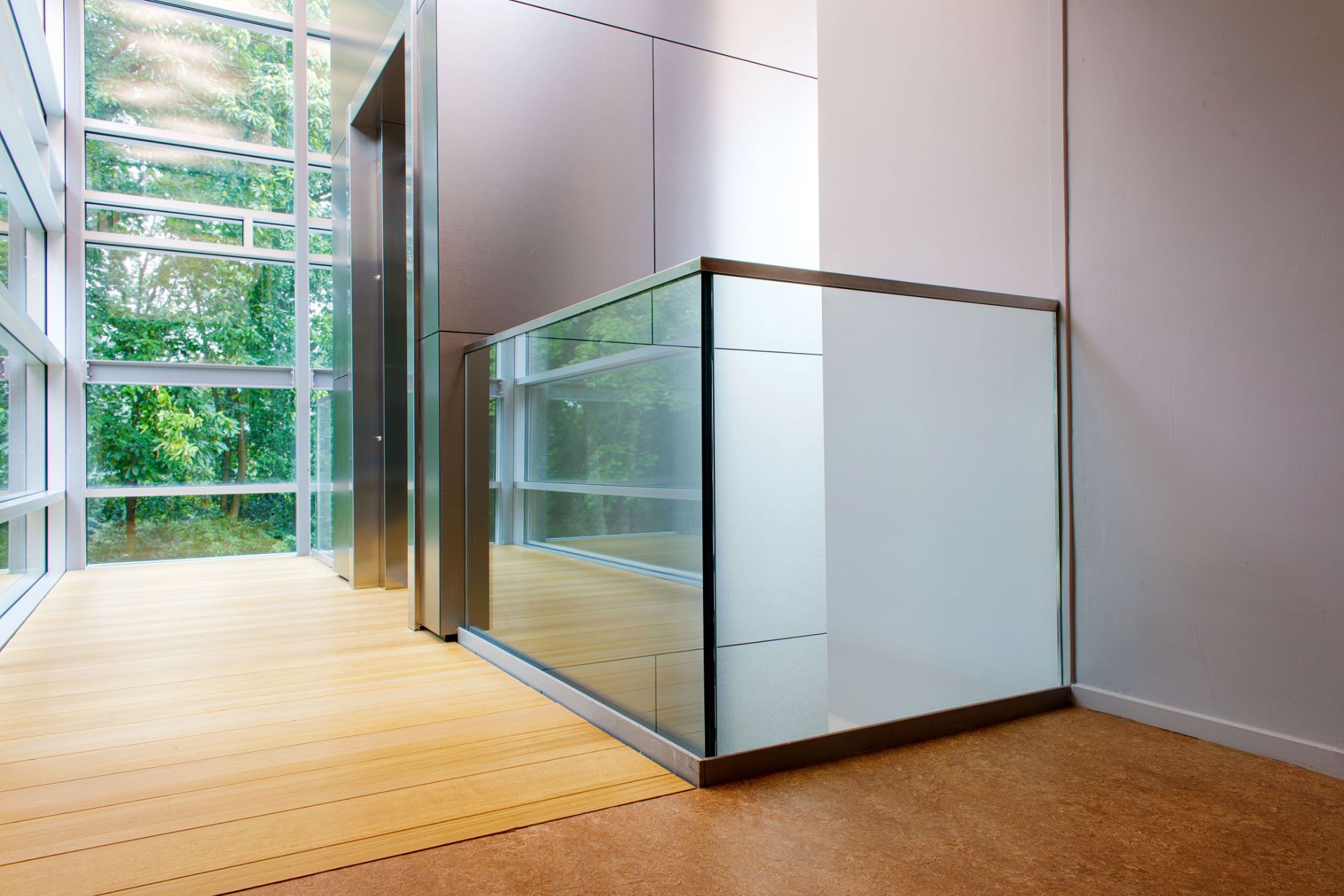 frameless staircase				